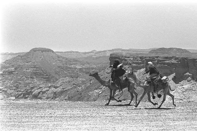  Milner, M. (2012) ‘Camel riders in ‘Ashanti’’ licenced under CC BY-SA 3.0.